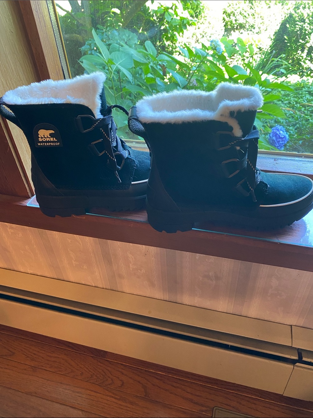 Sorel Women’s Black Faux-Fur Lined Waterproof Boots